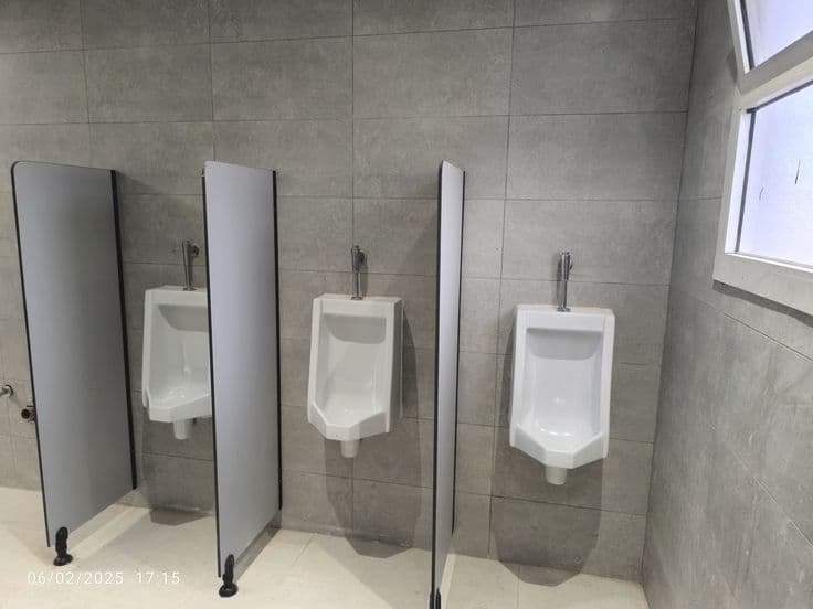 HPL Urinal Partitions